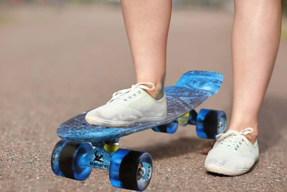 Mini Cruiser Skateboard For Kids Beginners Retro Design