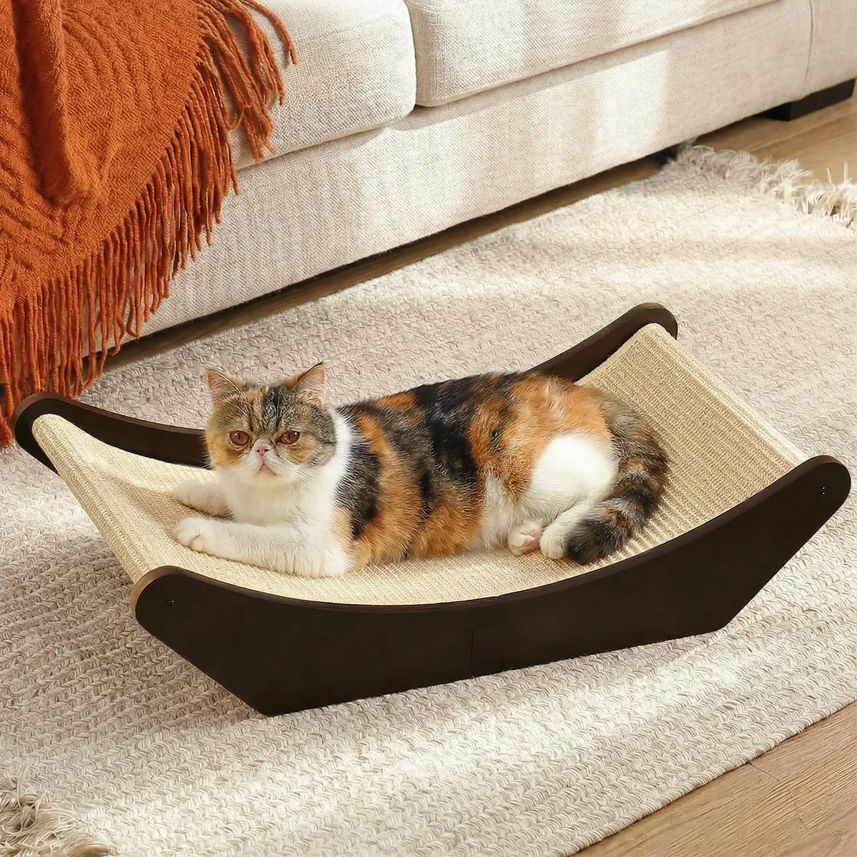 2-In-1 Cat Scratcher And Lounging Bed With Natural Sisal Mat