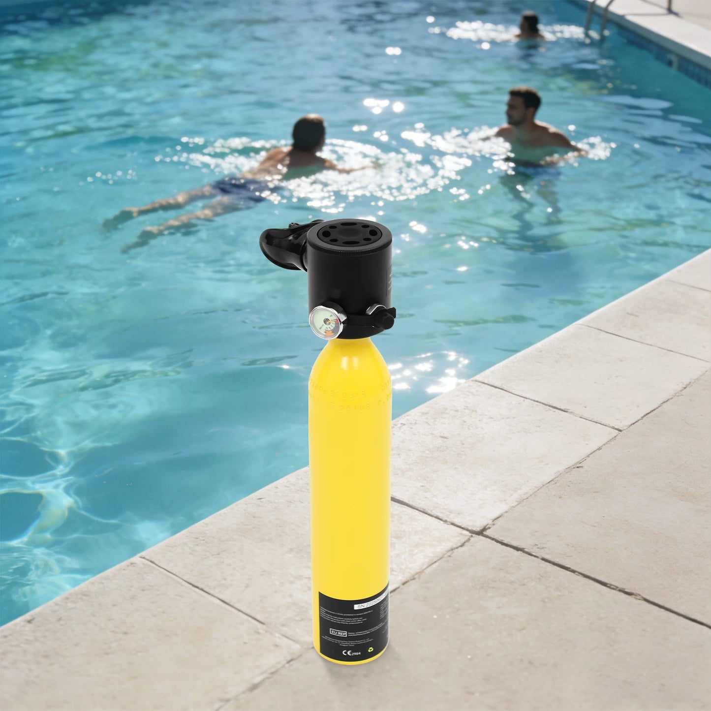 0.5L Mini Scuba Tank Diving Air Tank, Portable Underwater Breathing Apparatus for Shallow Snorkeling, Water Rescue,  with Manual Pump, Emergency Backup, Anti-Drop Strap