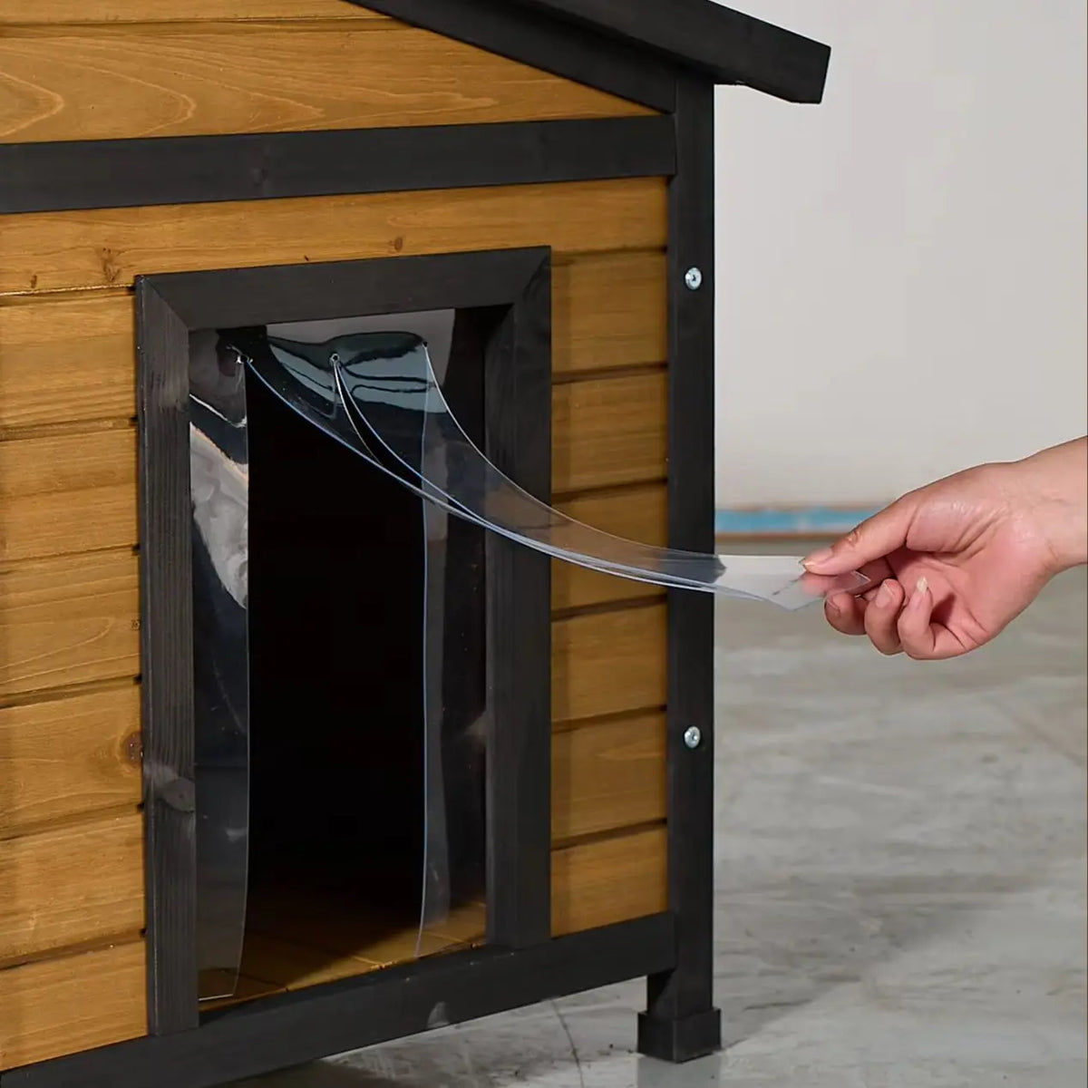 Natural Wood Double Door Outdoor Dog House With Waterproof Shelter