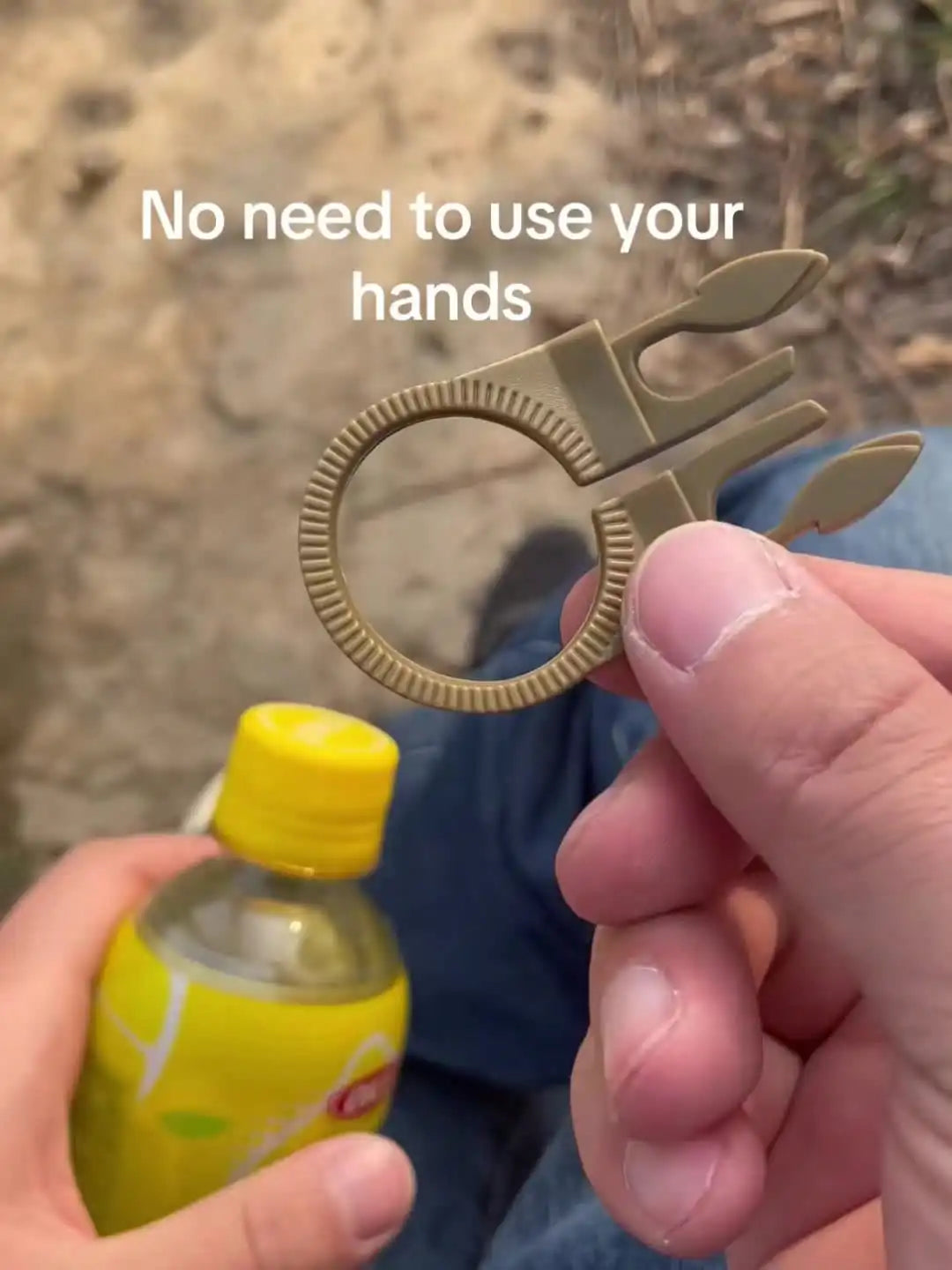 Portable Hiking Water Bottle Carrier Clips With Carabiner Hooks