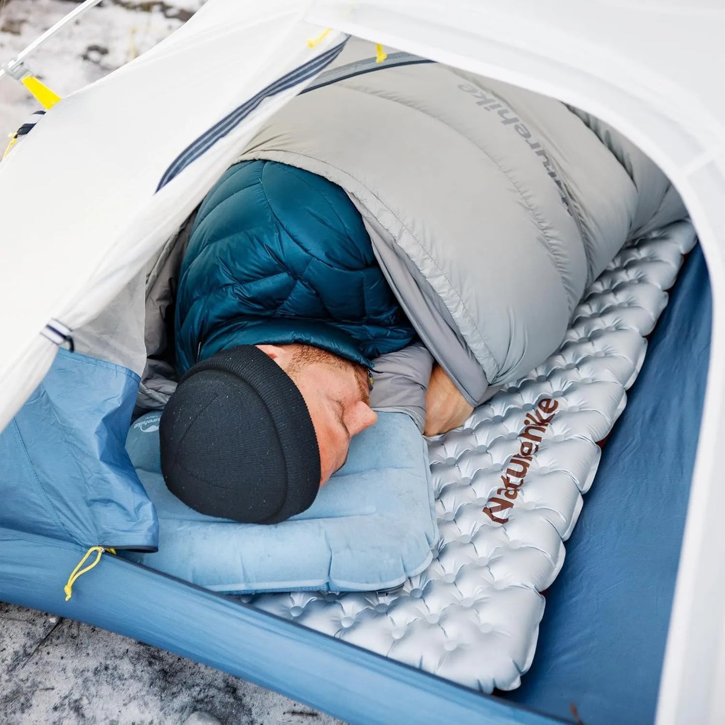 Naturehike Ultralight Inflatable Sleeping Pad With High R Value
